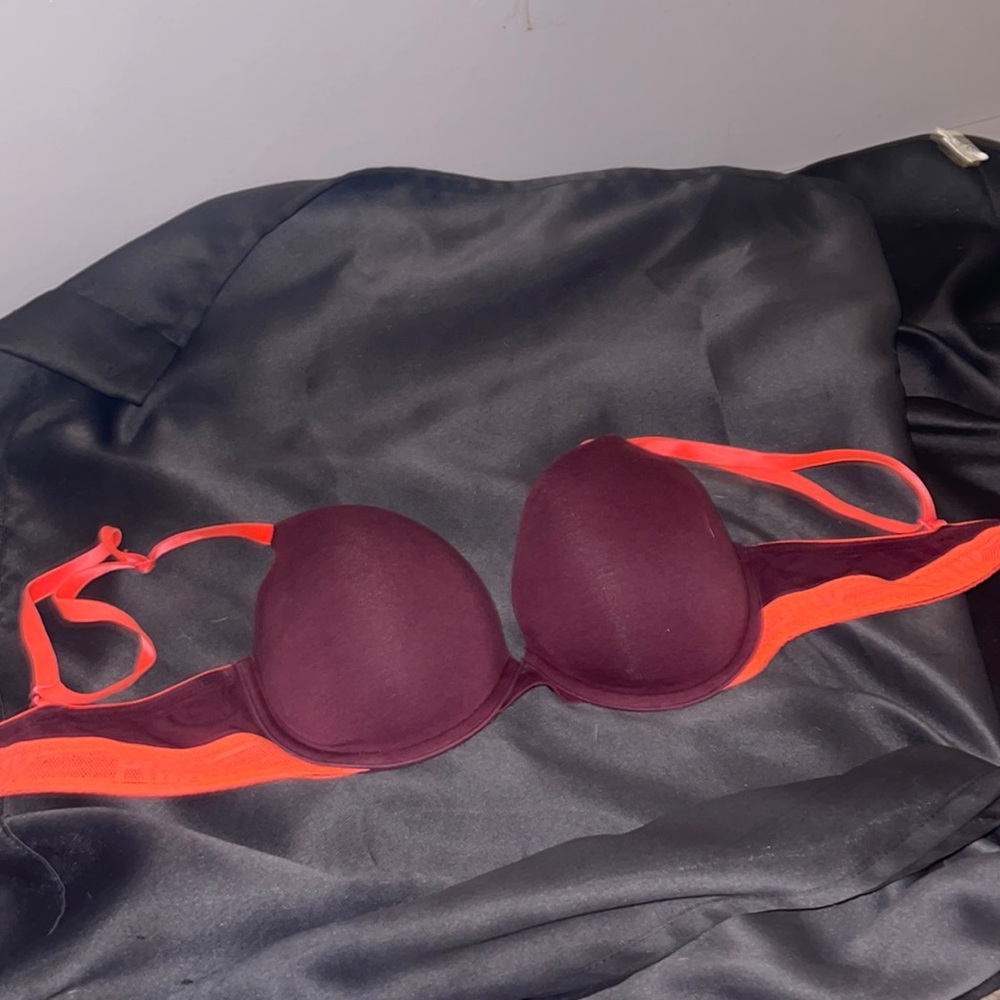 VS PINK push-up bra